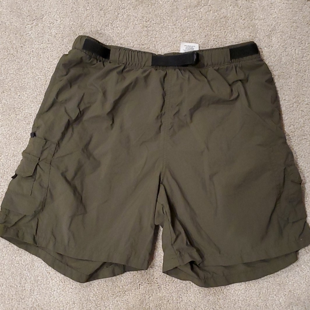 Columbia cargo shorts